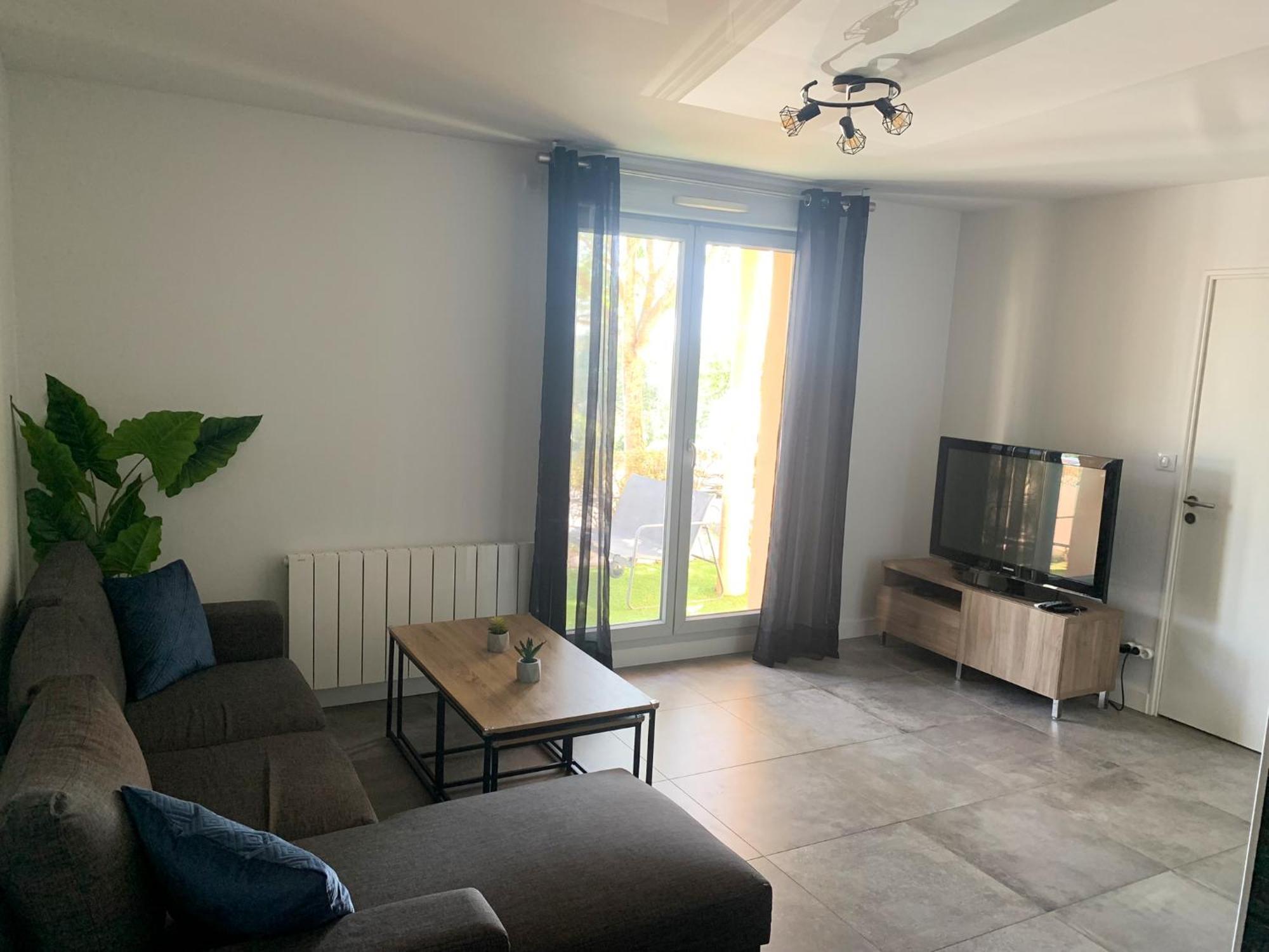 Appartement Les Hauts Du Beaujolais Limas ภายนอก รูปภาพ